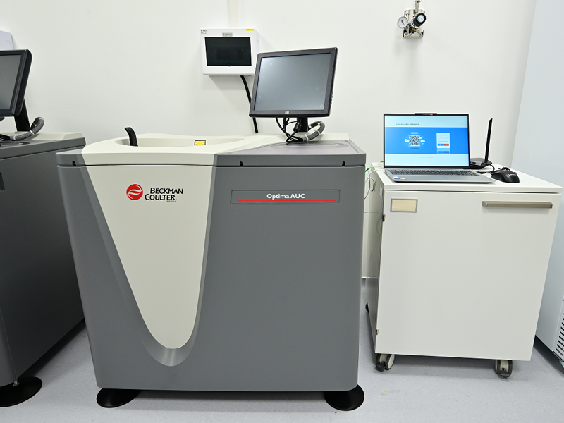 Analytical Ultracentrifuge
